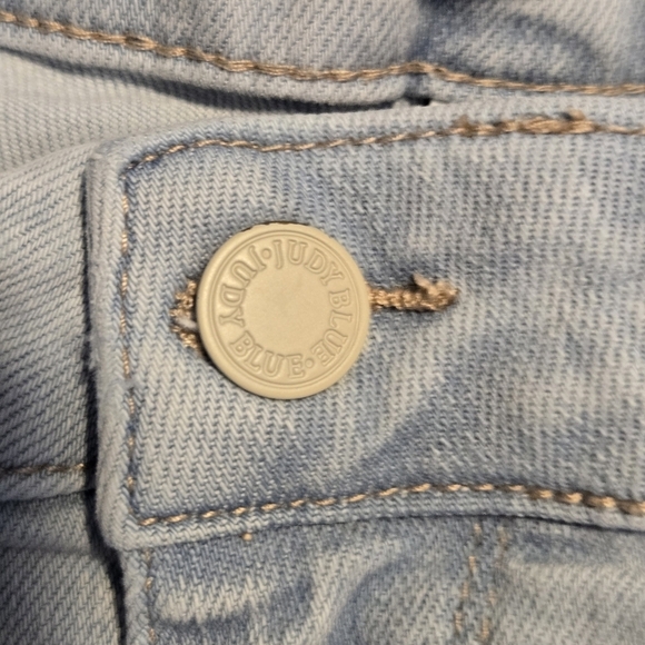 Judy Blue Light Blue Distressed Jean Shorts - Picture 12 of 12